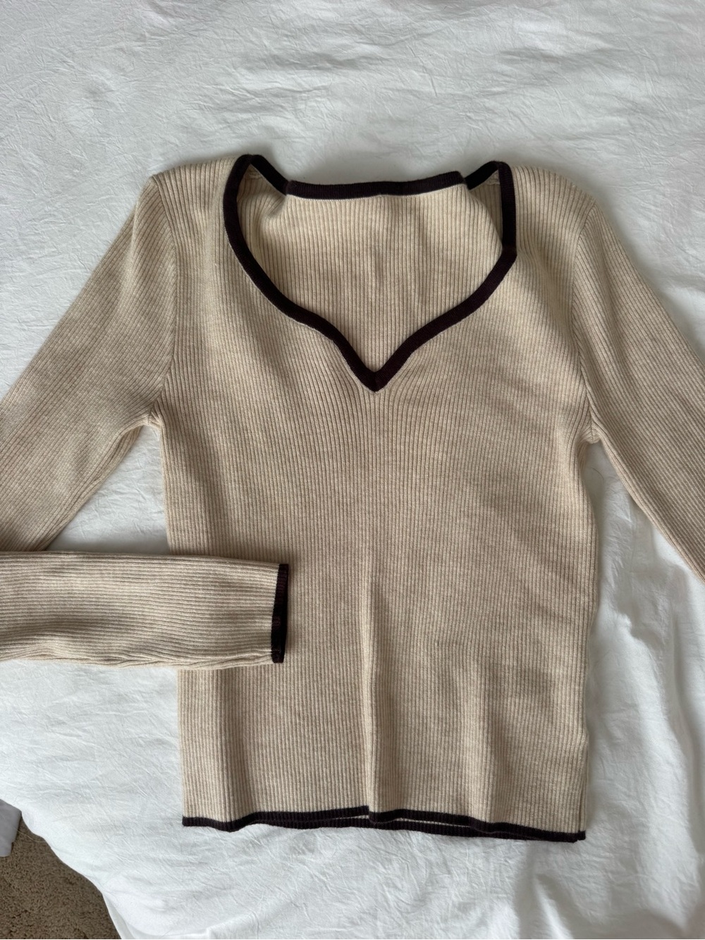 Cream Ribbed V-Neck Sweater with Dark Trim